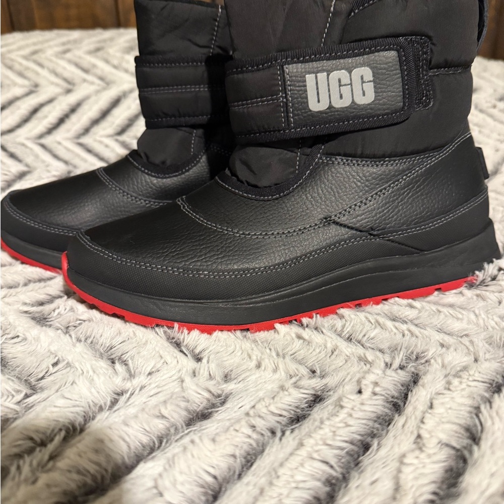 UGG Taney Weather Boots - Picture 3 of 8